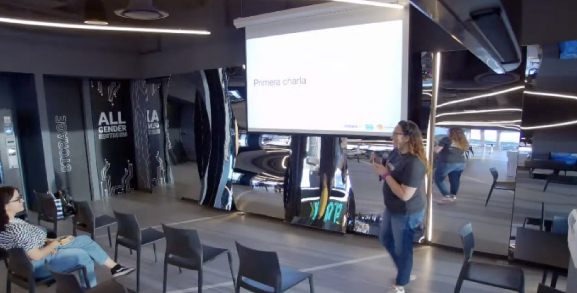 talk by Eréndira García: Introducción a Turbo Rails